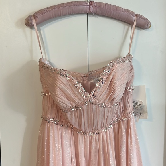 Mac Duggal 68096 Size 8 NWT - Picture 7 of 13